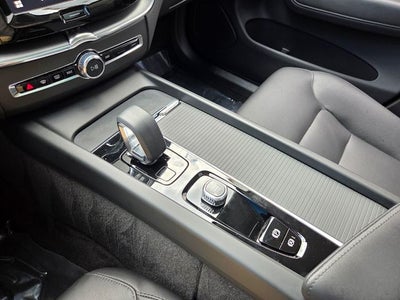 2024 Volvo XC60 B5 Core