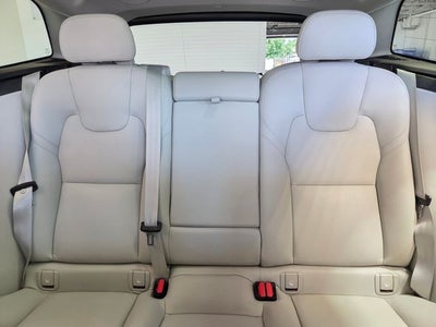 2024 Volvo XC60 B5 Plus Dark Theme