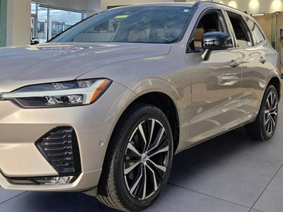 2024 Volvo XC60 B5 Plus Dark Theme