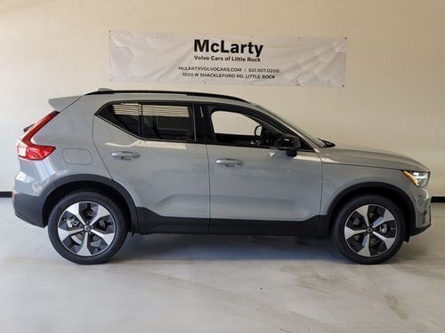 2026 Volvo XC40 B5 Plus