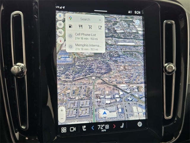 2025 Volvo XC40 B5 Core