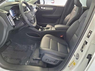 2026 Volvo XC40 B5 Core