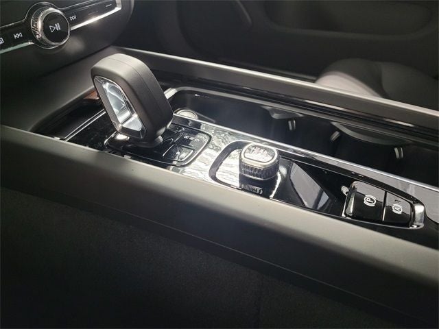 2026 Volvo V60 Cross Country B5 Plus