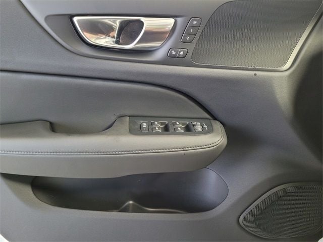 2026 Volvo V60 Cross Country B5 Plus