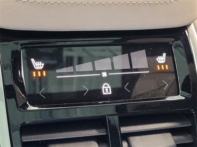 2026 Volvo XC90 B5 Plus