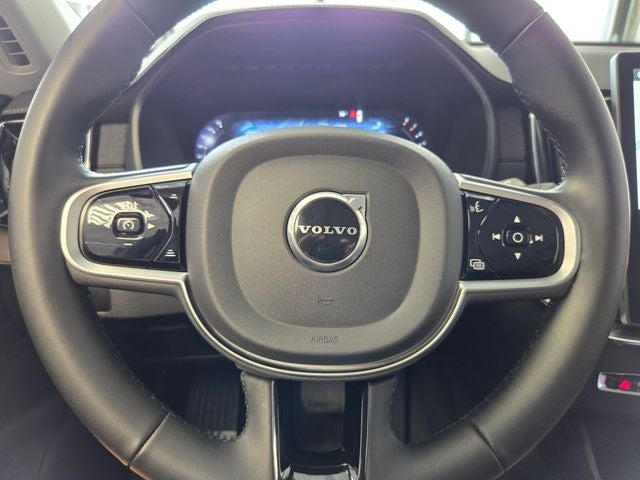 2025 Volvo XC90 B5 Plus 2025.5