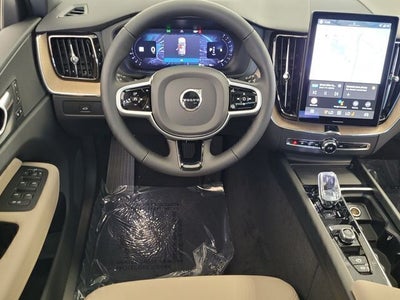 2026 Volvo XC60 B5 Core