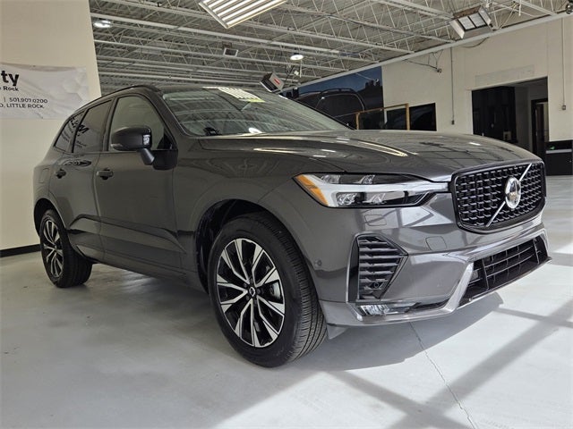 2025 Volvo XC60 B5 Plus