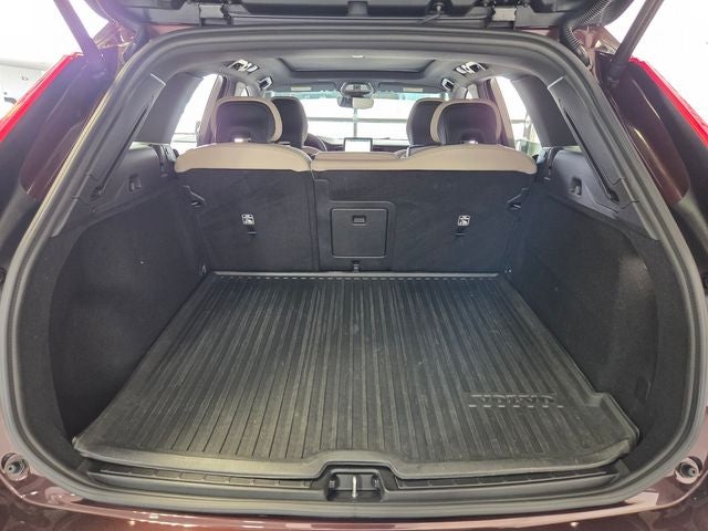 2026 Volvo XC60 B5 Core