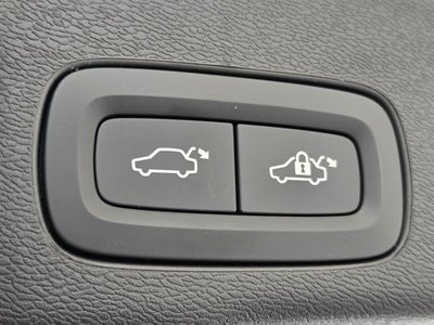 2026 Volvo XC60 B5 Core