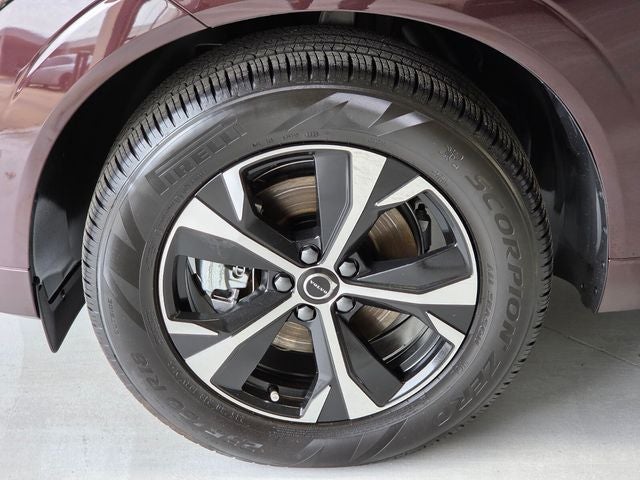 2026 Volvo XC60 B5 Core