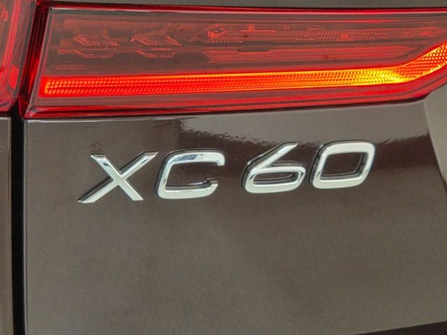 2026 Volvo XC60 B5 Core