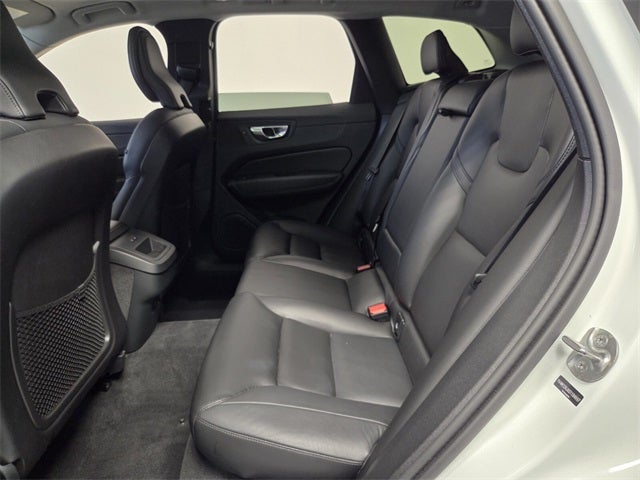 2025 Volvo XC60 B5 Core