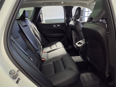 2025 Volvo XC60 B5 Core