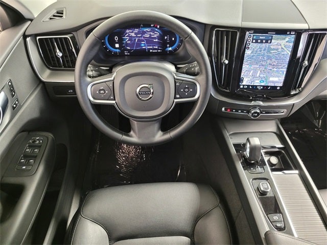 2025 Volvo XC60 B5 Core