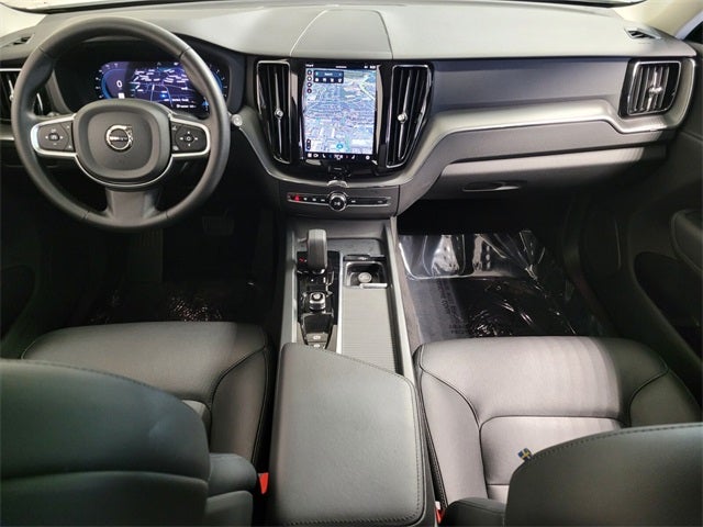 2025 Volvo XC60 B5 Core