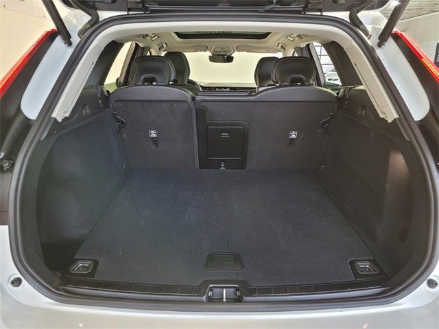 2025 Volvo XC60 B5 Core