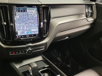 2025 Volvo XC60 B5 Core