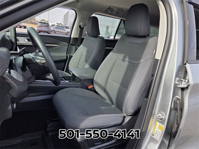 2025 Ford Explorer Active 4WD