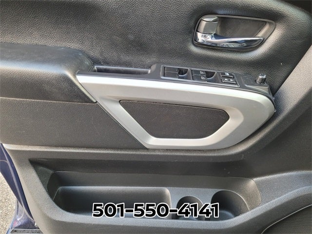 2022 Nissan Titan SV