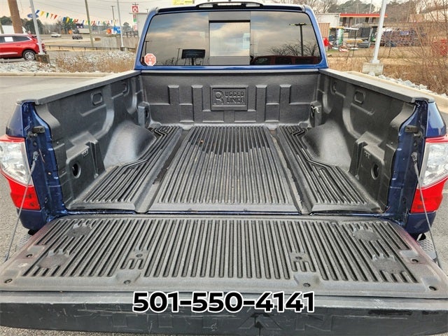 2022 Nissan Titan SV