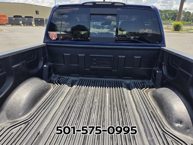 2023 Nissan Titan SV