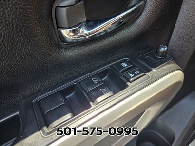 2023 Nissan Titan SV