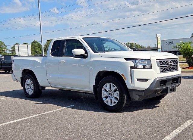 2023 Nissan Frontier SV