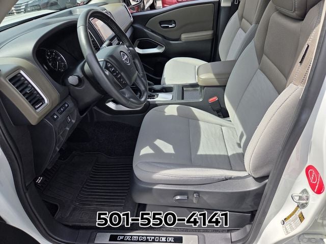 2022 Nissan Frontier SV