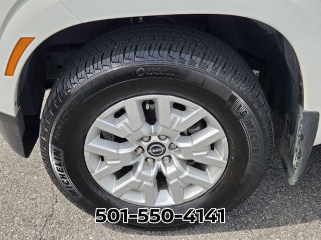 2022 Nissan Frontier SV