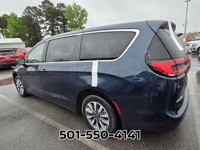 2024 Chrysler Pacifica Hybrid Select