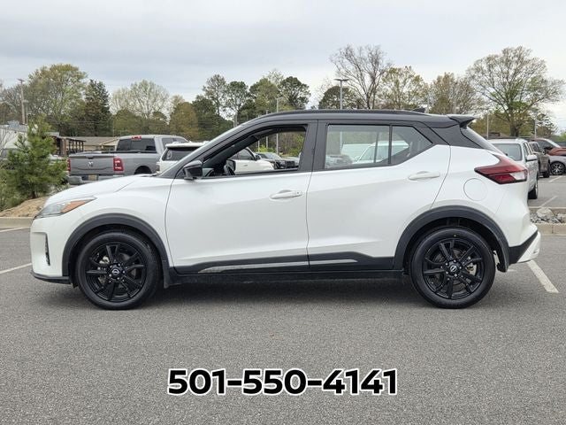 2022 Nissan Kicks SR