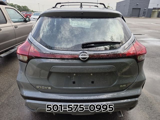 2023 Nissan Kicks SR