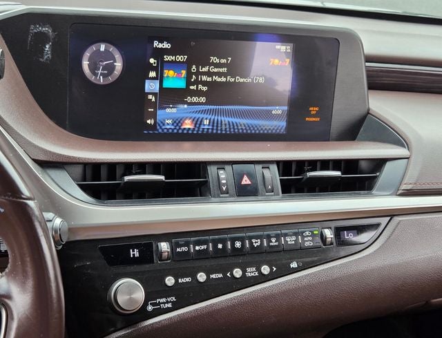 2021 Lexus ES 300h