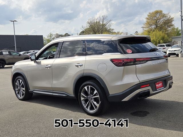 2023 INFINITI QX60 LUXE