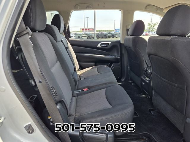 2020 Nissan Pathfinder SV