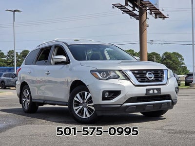 2020 Nissan Pathfinder SV