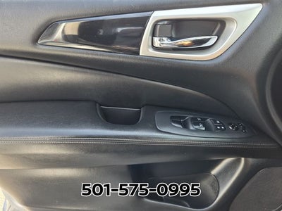2020 Nissan Pathfinder SV