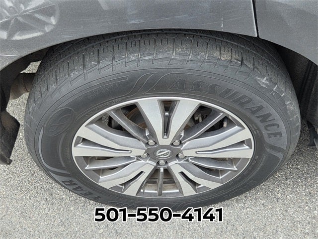 2020 Nissan Pathfinder SL