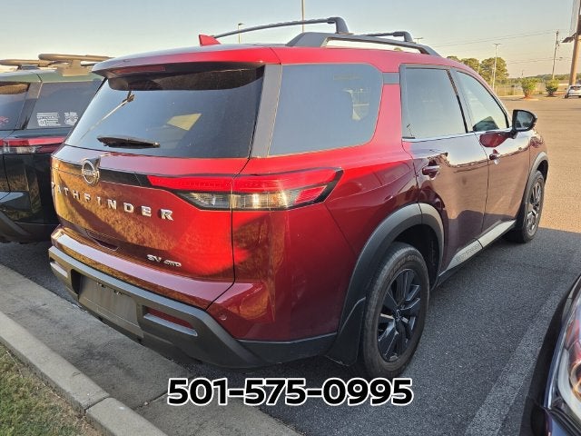2023 Nissan Pathfinder SV