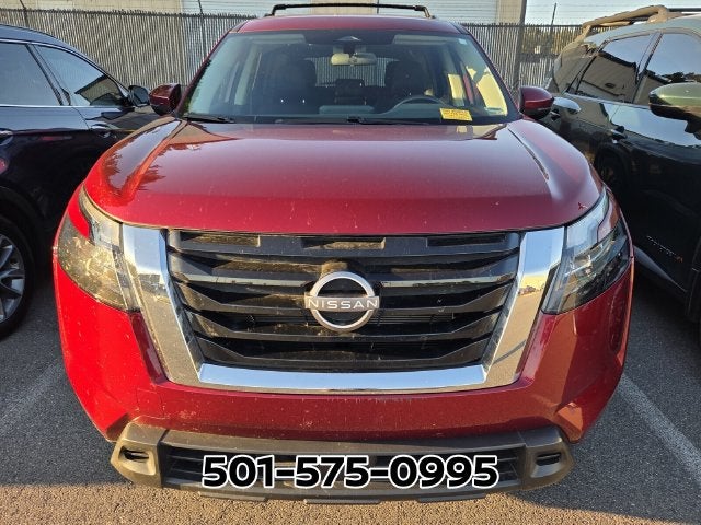 2023 Nissan Pathfinder SV