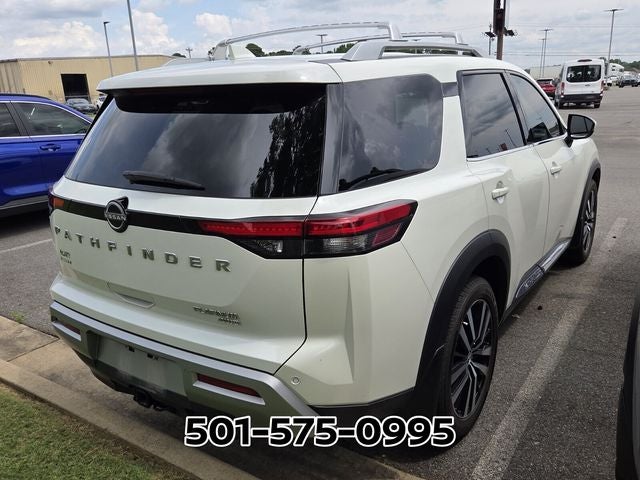 2024 Nissan Pathfinder Platinum