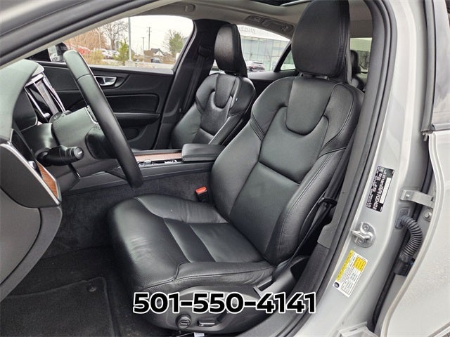 2024 Volvo S60 B5 Plus Dark Theme