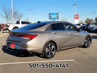 2022 Hyundai Elantra SEL