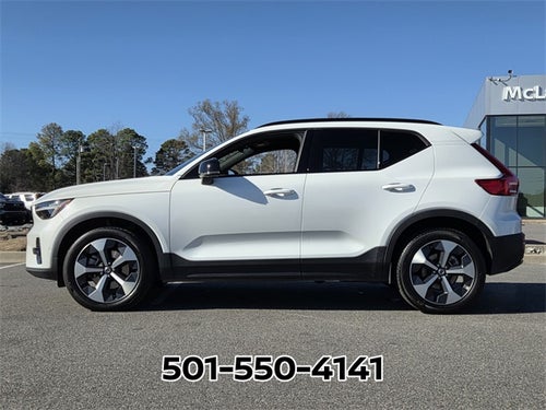 2025 Volvo XC40 B5 Plus Dark Theme