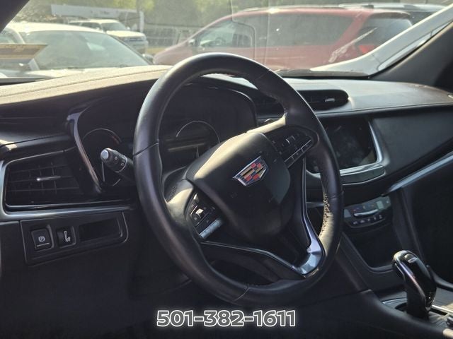 2023 Cadillac XT6 Luxury