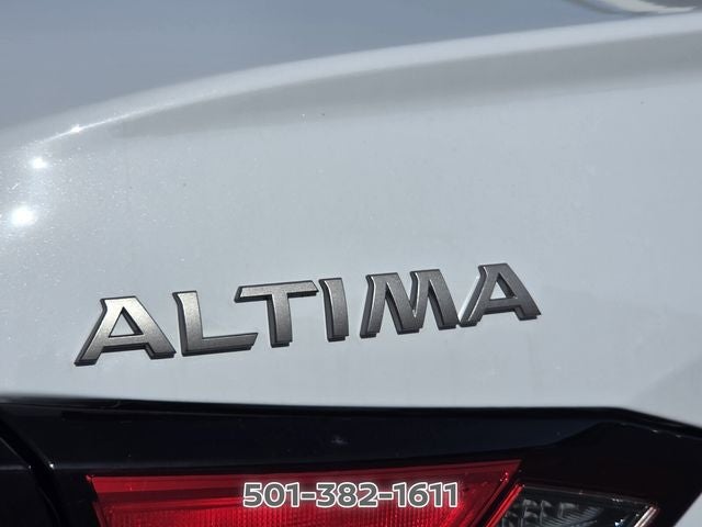 2025 Nissan Altima 2.5 SR