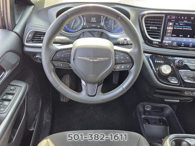 2023 Chrysler Pacifica Touring