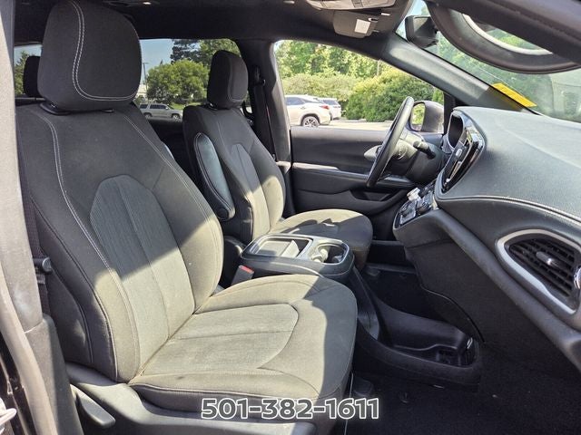 2023 Chrysler Pacifica Touring