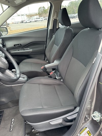 2025 Nissan Kicks Play S